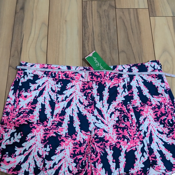 NWT! Lilly Pulitzer Hazelle Stretch Shorts Nauti Navy Beyond The Sea Size 12 - Picture 8 of 14